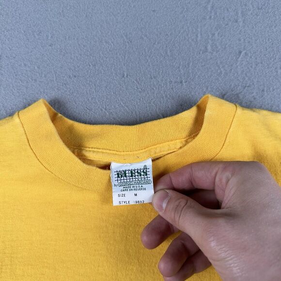 Vintage 1993 Guess Shirt Men’s Medium Yellow Los Angeles California Short Sleeve - Picture 9 of 16